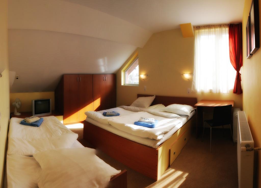 Hotel Pamira Сибиу Стая снимка